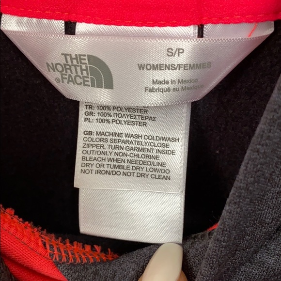 NorthFace Hoodie - Picture 2 of 3